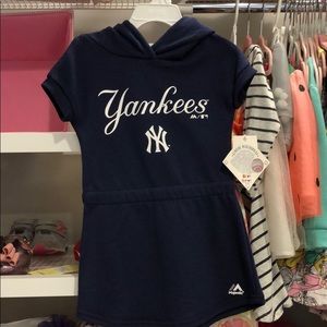 Toddler 3T hooded. NY Yankees dress
